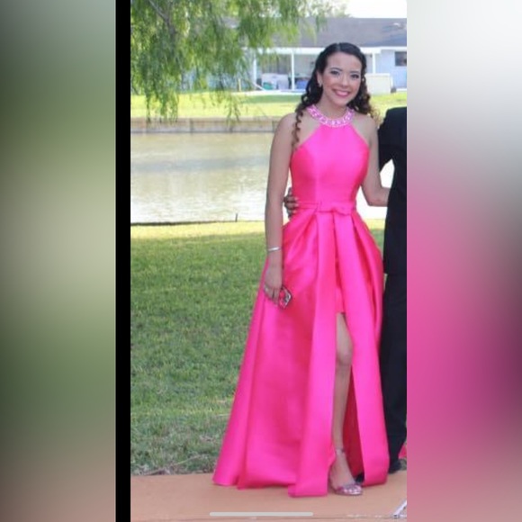 Pink prom dress - Picture 7 of 8